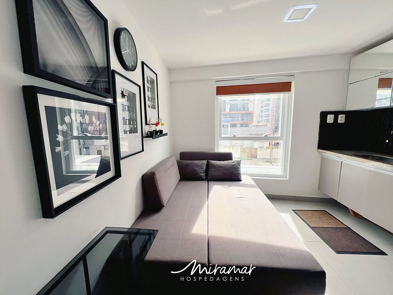 Apart. Família 250 metros da praia de Tambaú (MH)