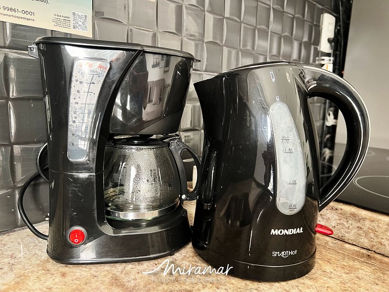 Apart. Família 250 metros da praia de Tambaú (MH)