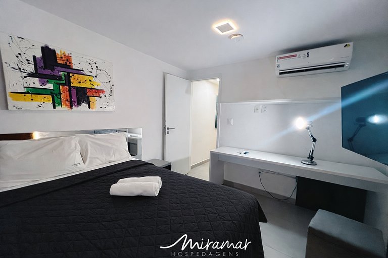 Apart. Família 250 metros da praia de Tambaú (MH)