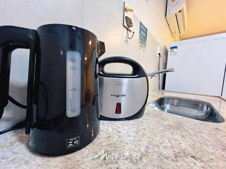 Flat Equipado para 2 hosp pertinho da praia (MH)