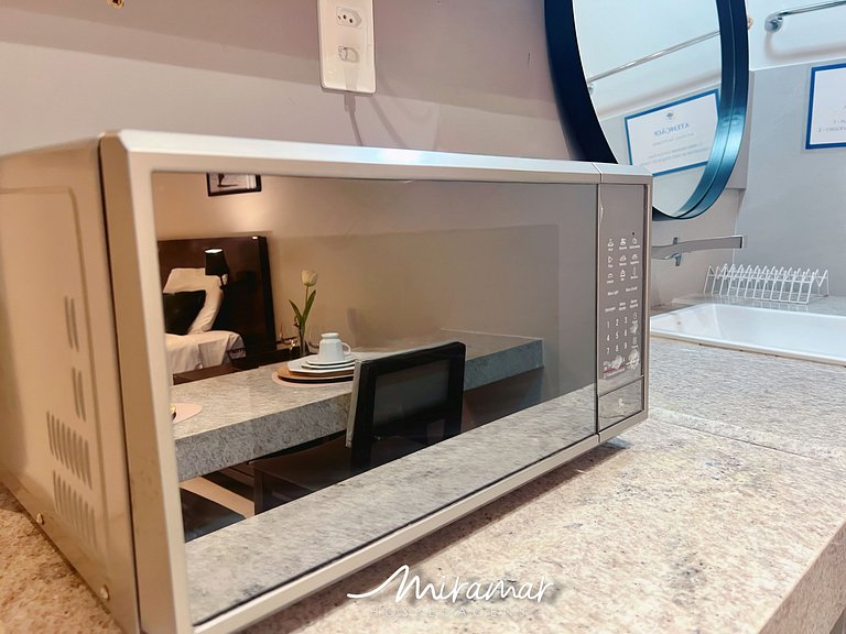 Flat para até 3 Pessoas em Tambaú (MH)