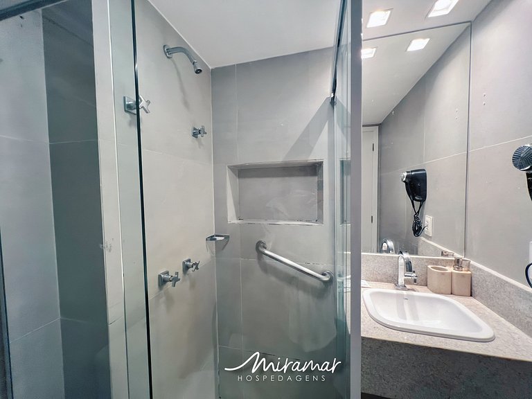 Flat para até 3 Pessoas em Tambaú (MH)