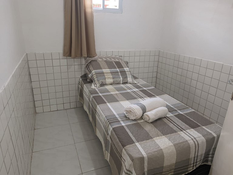 Casa bem localizada com 3 quartos Bananeiras (MH)