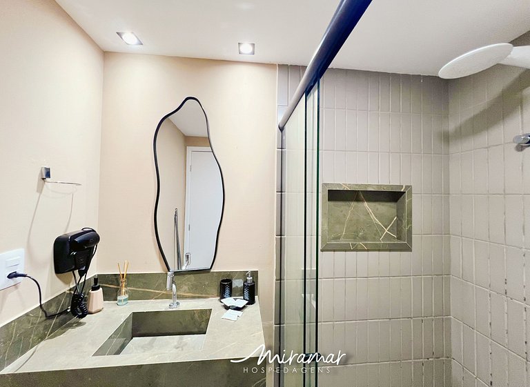 Flat p/Casal no Ozean no Jardim Oceania-MH