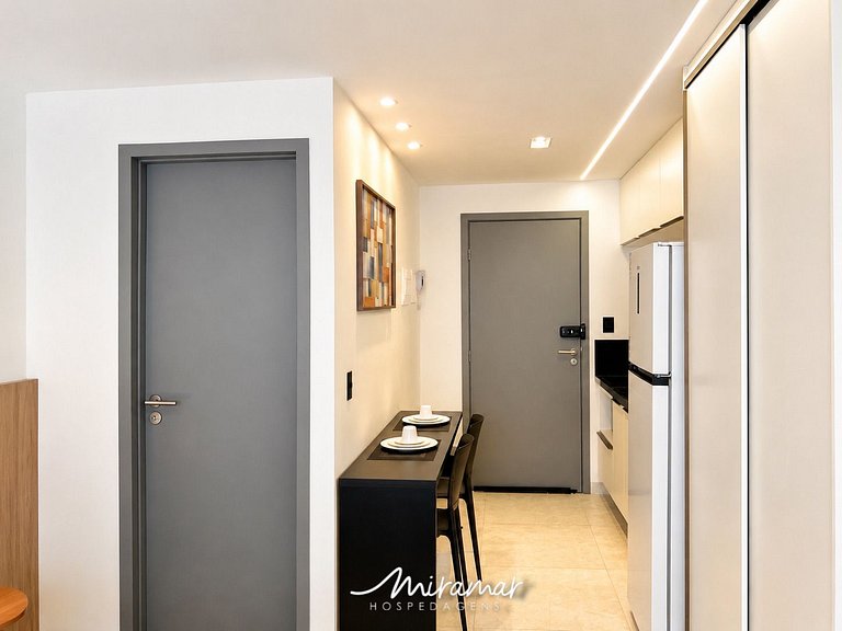 Flat Moderno em Intermares - MH