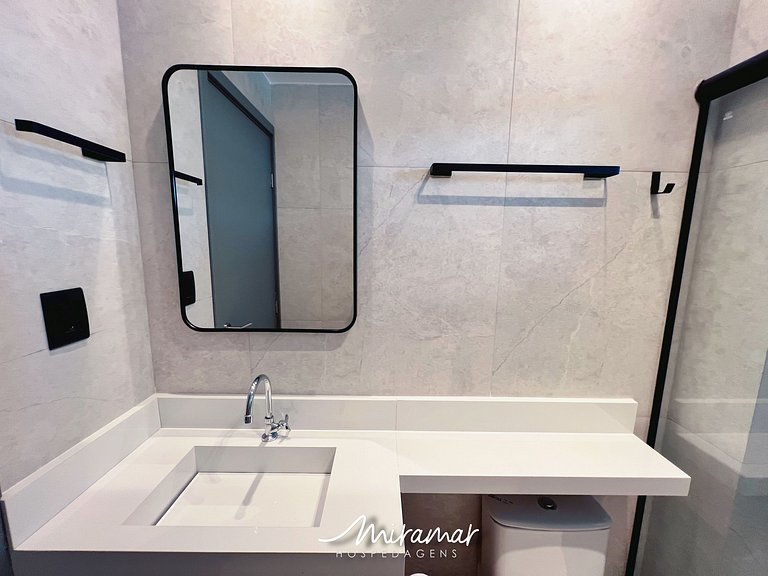 Flat Moderno em Intermares - MH
