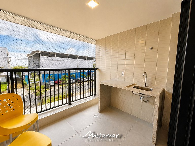 Flat para 4 pessoas c/Varanda no Bessa - MH