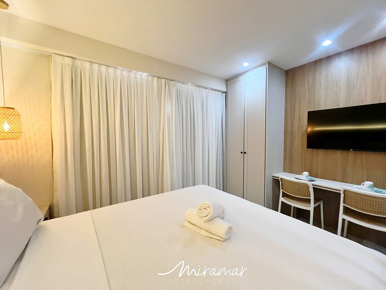 Flat moderno localizado no Jardim Oceania - MH