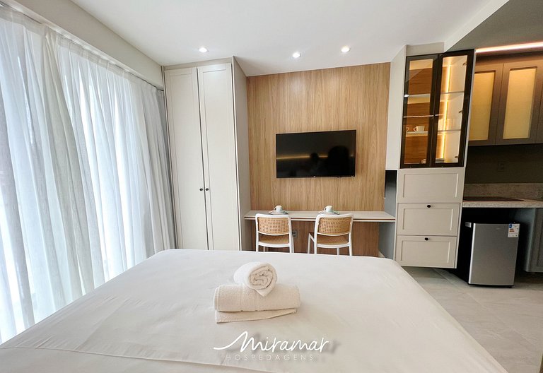 Flat moderno localizado no Jardim Oceania - MH
