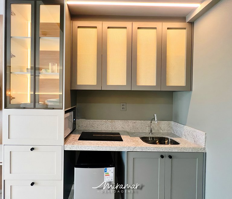 Flat moderno localizado no Jardim Oceania - MH