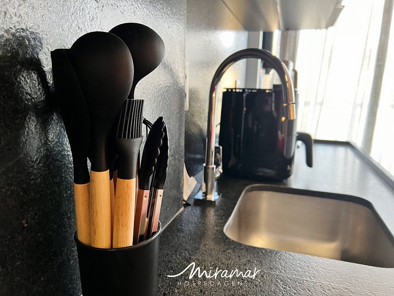 Flat com Varanda em Tambaú p/ 4 pessoas - MH