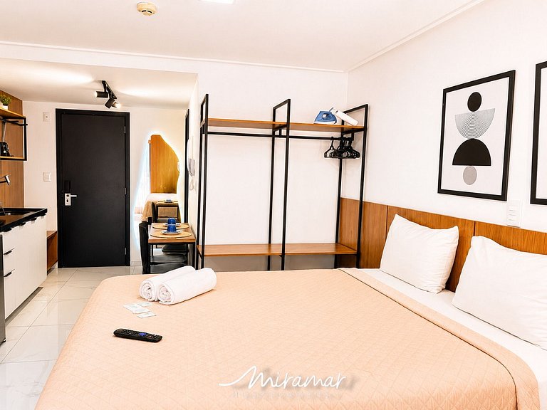 Flat p/ família de 3 em Tambaú (MH)