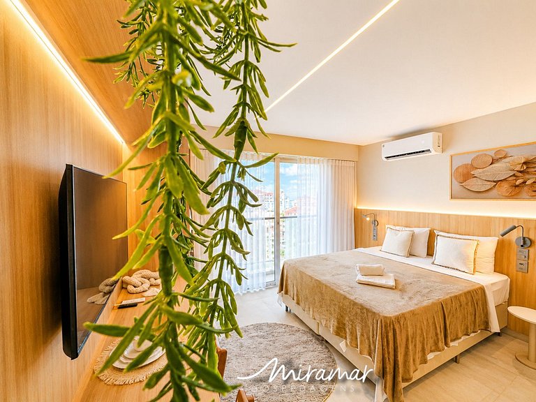 Flat com Varanda P/ 2 Jardim Oceania (MH)