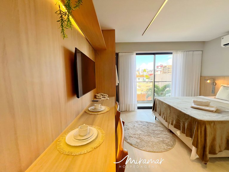 Flat com Varanda P/ 2 Jardim Oceania (MH)