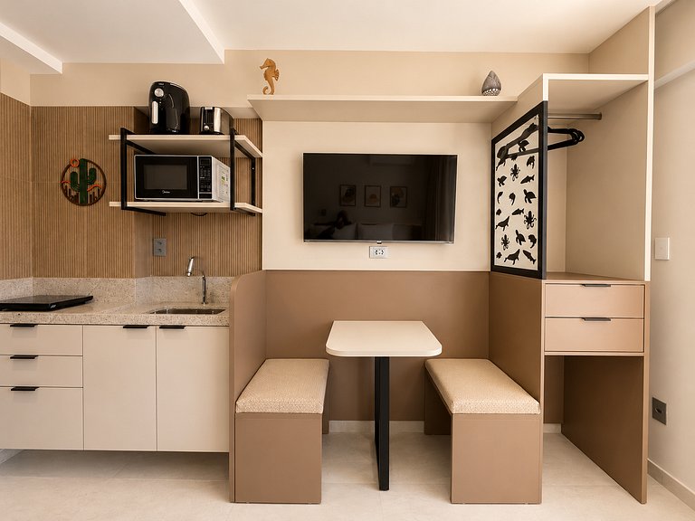 Flat Novo com varanda no Jardim Oceania - (MH)