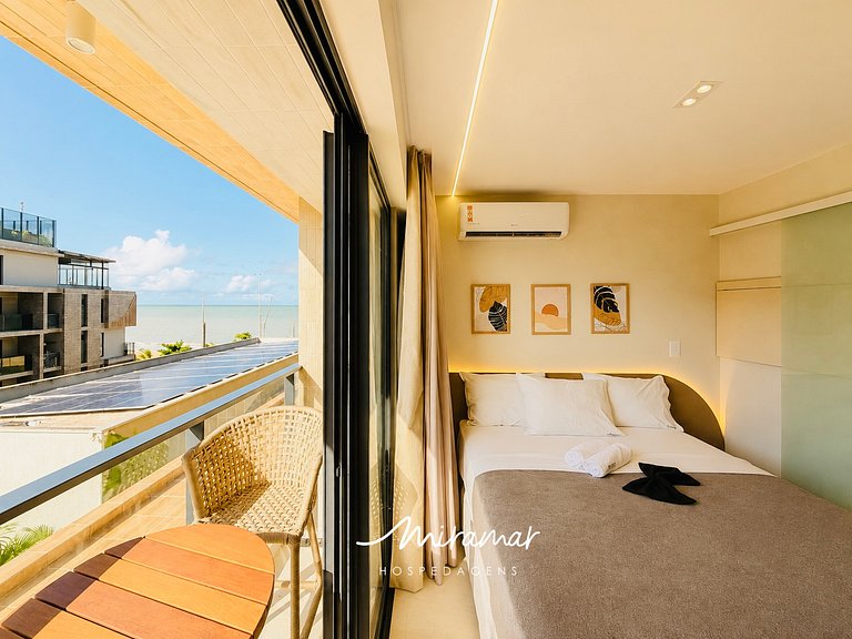 Flat Novo com varanda no Jardim Oceania - (MH)
