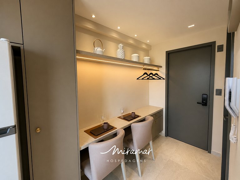 Flat c/ Varanda no Bessa- MH