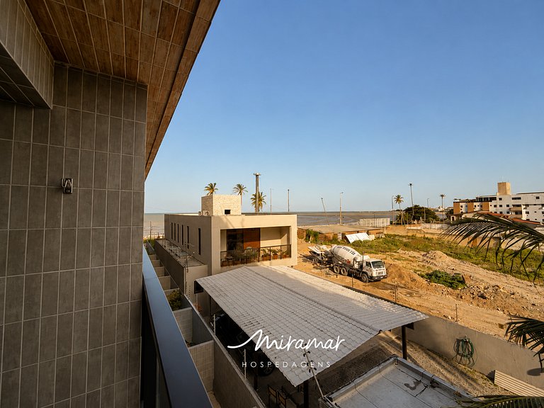 Flat c/ Varanda no Bessa- MH