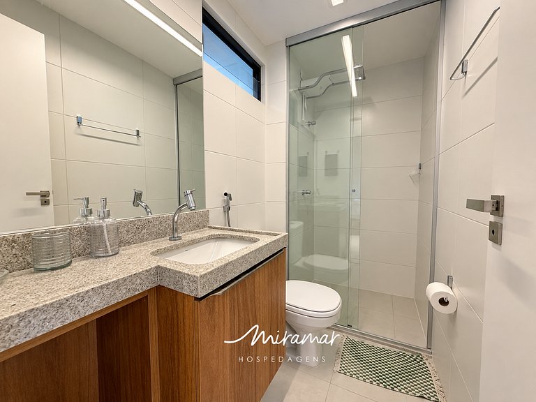 Flat moderno para 4/P  em Manaíra - MH