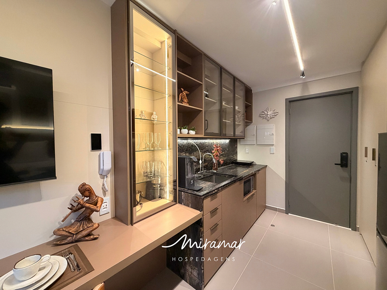Flat com terraço privativo para 4/pessoa - MH