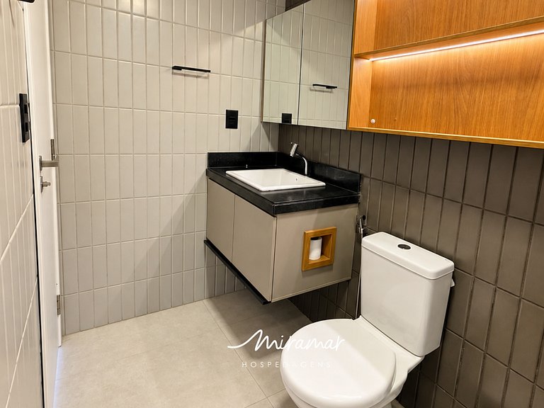 Flat novo em prédio à beira-mar de Intermares – MH