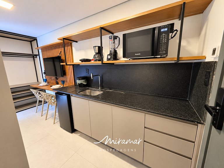 Flat novo em prédio à beira-mar de Intermares – MH