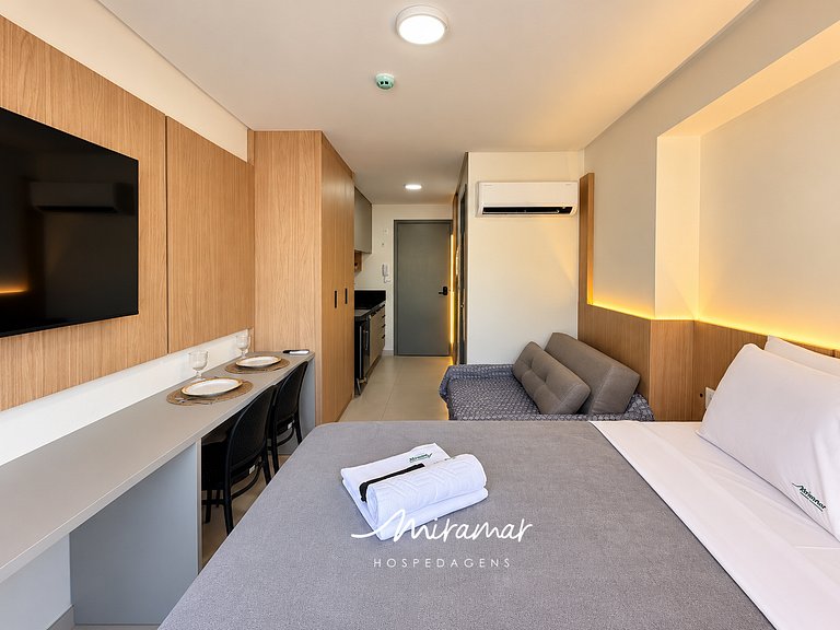 Flat Moderno Próximo à Praia do Bessa | MH