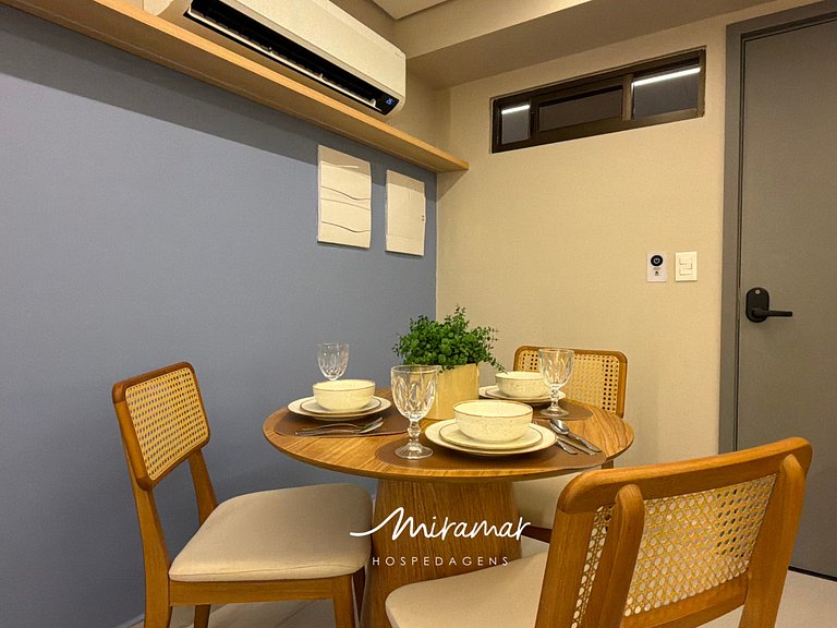 Flat Moderno p/4 pessoas no Jardim Oceania - MH